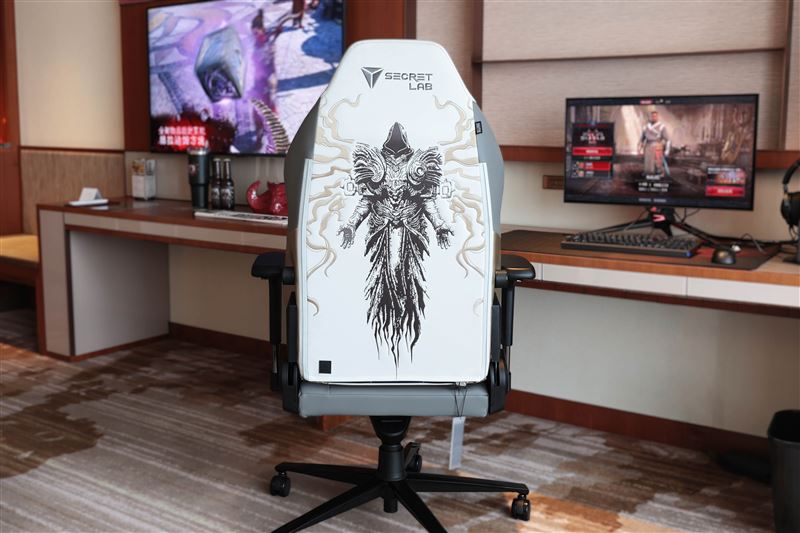 入住《暗黑破壞神IV》主題客房,即可參加Secretlab × Diablo IV聯名電競椅抽獎活動。(圖/飯店旅宿業者提供)
