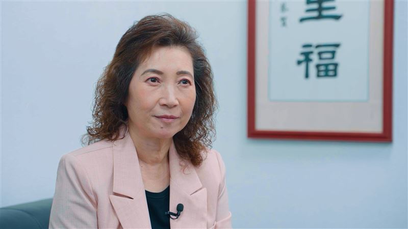 公信電子董事長吳惠瑜是科技業重量級人物,鮮少在鏡頭前露面的她,如今希望自己的故事能與需要的人相遇。(圖/記者戴華辰攝影)