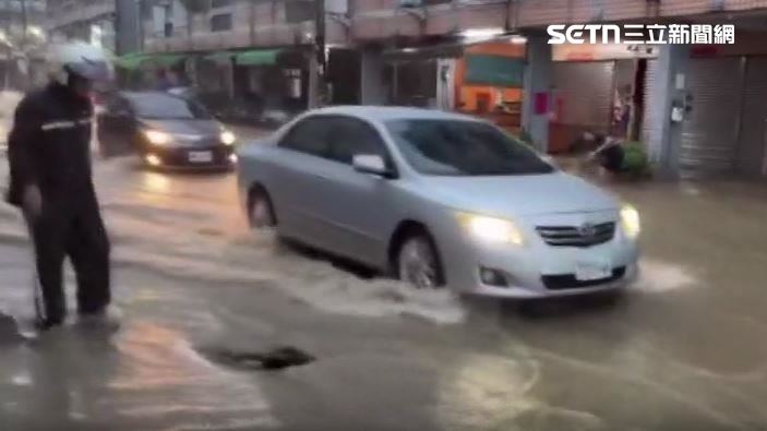 狂風豪雨突襲南投　排水不及道路慘淹成河