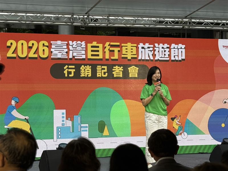 陳玉秀表示,觀光署根據持續兩年的調查研究發現,目前國旅約79%為當日來回,選擇在週六、週日旅遊的比例則超過66%、接近7成。(圖/記者李育道攝影)