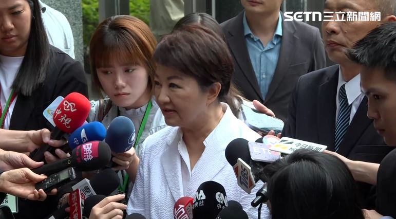 立法院長韓國瑜今日與台北市長蔣萬安、台中市長盧秀燕共同出席民主基金會活動(圖/翻攝畫面)