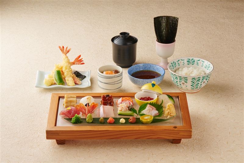 「莞固和食 京都二条苑」首推限定「特選手卷御膳」。(圖/聲寶集團提供)