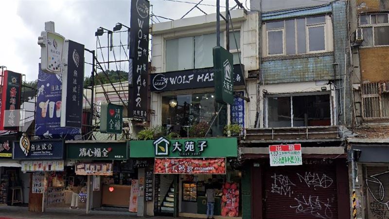 士林夜市出現「祖媽級」109歲店面出租紀錄,每坪5600元、刷新文林路最高租金,同時也是台北市實價登錄以來,屋齡最高的店面租賃紀錄。(圖/翻攝Google Maps)
