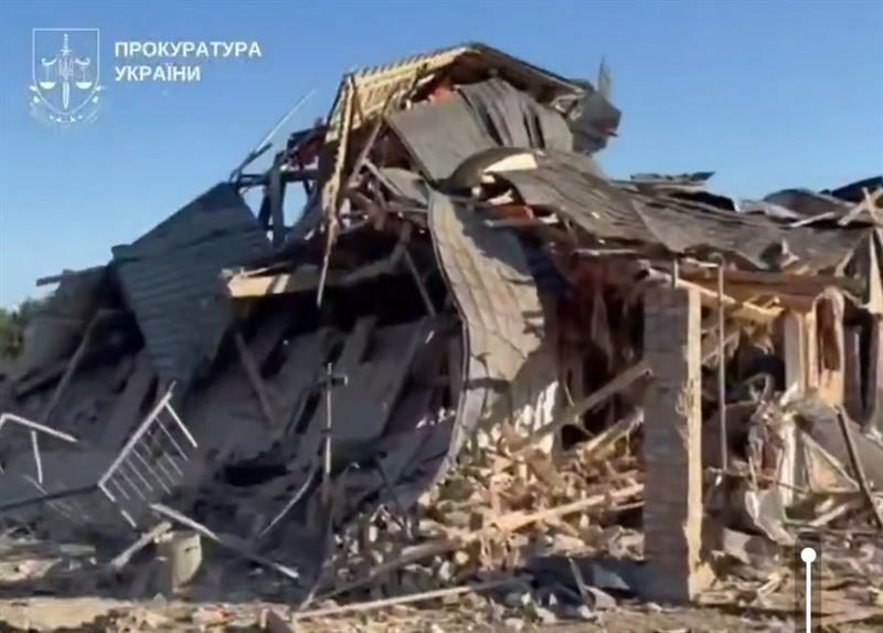 基輔死亡人數增至8人、另有33人受傷。一處醫療設施與一所教育機構也受到損壞。(圖/翻攝自X平台 @VortexReportX)