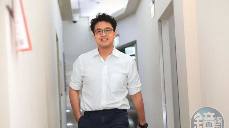 看出藍白一事！沈伯洋「借柯打蔣」策略曝