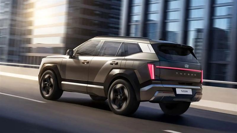 車尾加入發光H字樣,並與燈組整合在一起。(圖/翻攝Hyundai網站)