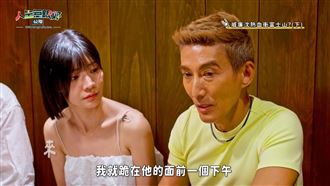 90歲父睡夢中過世　潘若迪塔位前下跪淚崩