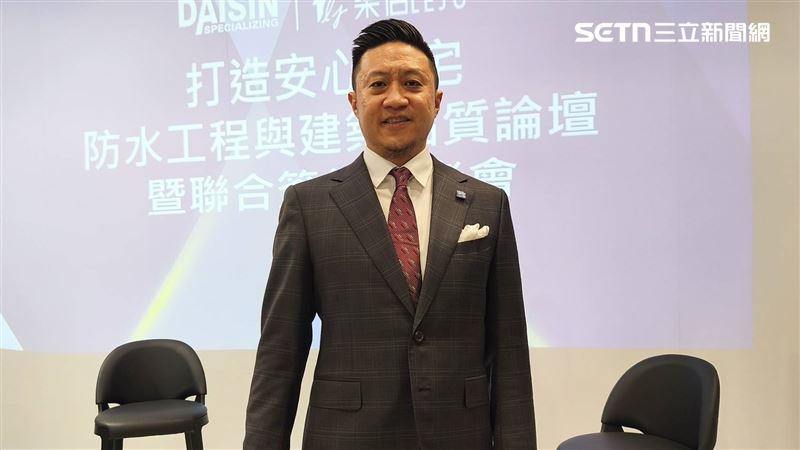 大信因主打防水保固10年而聞名，總經理康永昕表示，未來只要是大信相關工程，未來皆可在網路上查詢相關細節，讓資訊更佳透明化，消費權益更有保障。（圖／記者陳韋帆攝影）