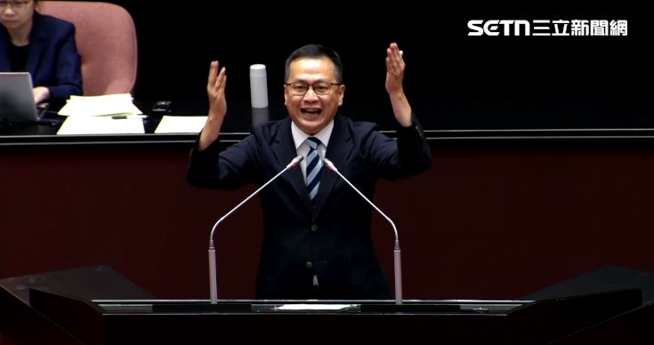才酸普發一萬　羅智強突喊：國民黨請閉嘴