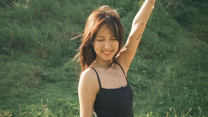 女星痛失摯愛 「火來了快跑」寫進歌詞