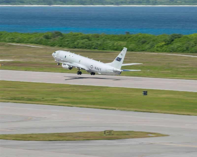 圖為美國海軍P-8A海神式巡邏機。（圖取自facebook.com/7thfleet）