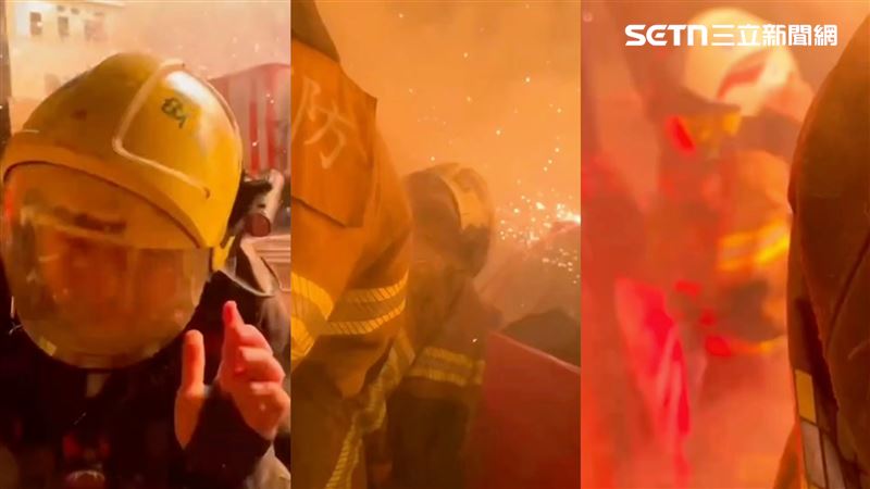 消防員不斷壓地姿勢、手抱頭找掩護,但在煙霧瀰漫的火場中,能見度幾乎歸0。(圖/翻攝自Threads @lee_small_cheng)