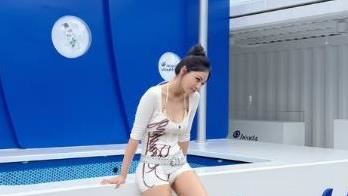 舞台尺度大遭批性暗示 女星親自回應了