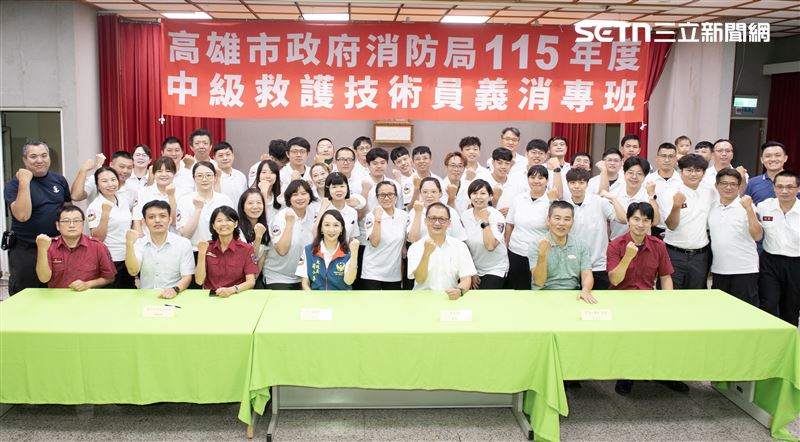 由高雄市消防局主辦、義消總隊協辦的「T2專班」歷經3個多月的密集課程後於今日結訓。(圖/記者洪正達攝影)