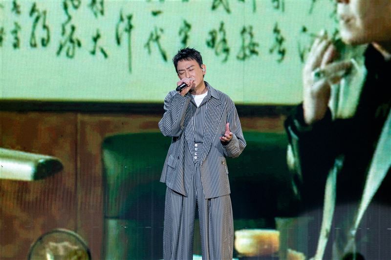 王識賢《角頭》系列北館「仁哥」一角深植人心。(圖/讀者提供)