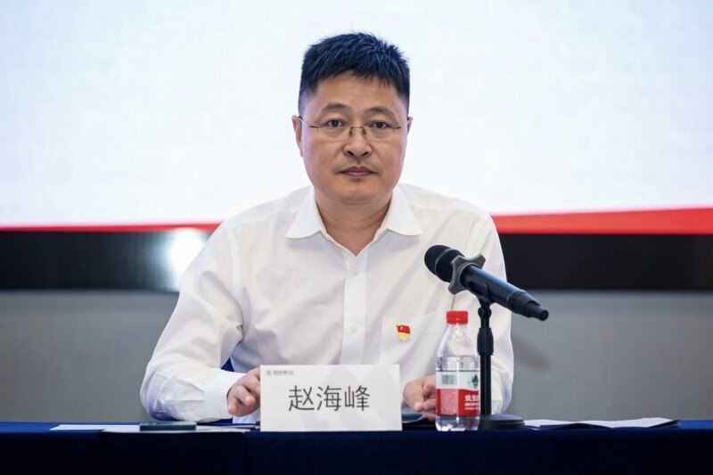 浙江公司總經理趙海峰和杭州濱江區副區長鬱廷棟在酒局中對被害人強制猥褻,兩人已被免職並刑拘。(圖/翻攝自X平台 @whyyoutouzhele)