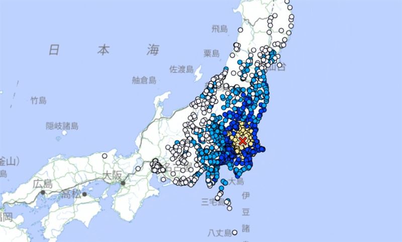 根據日本氣象廳發布資料顯示,最大震度5弱,關東地區多個城市出現強烈搖晃。(圖/日本氣象廳)