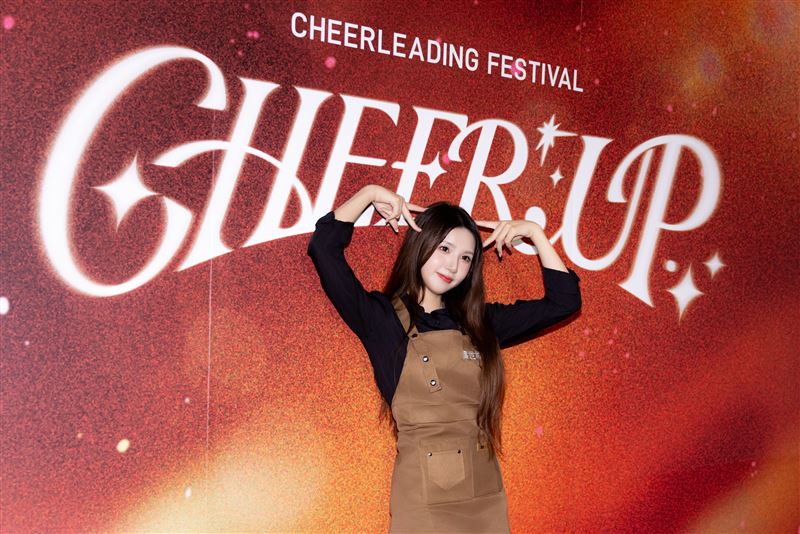 廉世彬Cheer Up活動化身調酒師（圖／協奏曲文創提供）