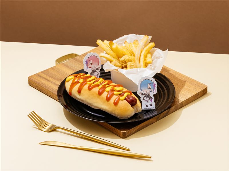 《Re:從零開始的異世界生活》CAFÉ-熱狗堡輕食。(圖/品牌業者提供)