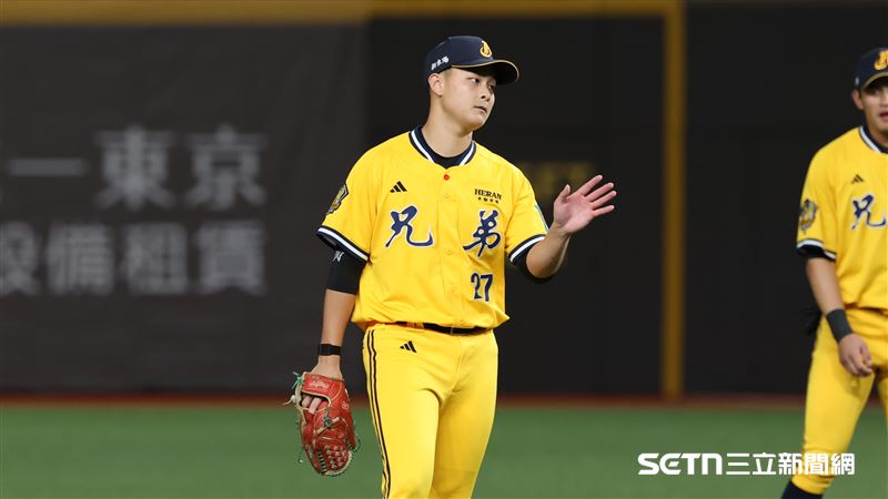 中職37年例行賽,中信兄弟先發投手游竣宥。(圖/記者劉彥池攝影)