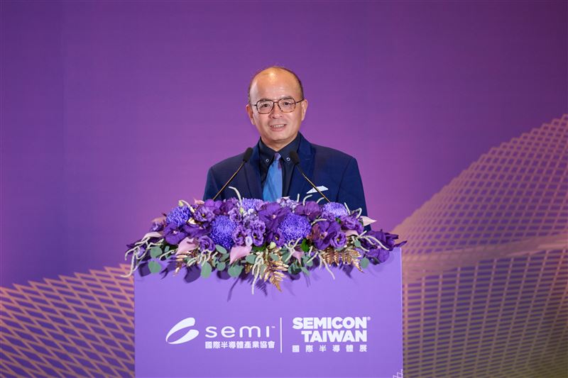 SEMI正式成立半導體材料聯盟,串聯全球超過400家材料企業與台灣在地聚落。聚焦供應韌性、國際合作與協同創新四大任務,全面升級2奈米與先進封裝的材料供應鏈競爭力。(圖/SEMI提供)