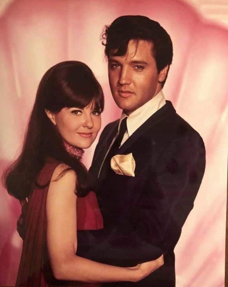 雪爾莉&middot;法巴瑞絲（Shelley Fabares）曾與「貓王」Elvis Presley合作3部電影。（圖／翻攝自X平台）