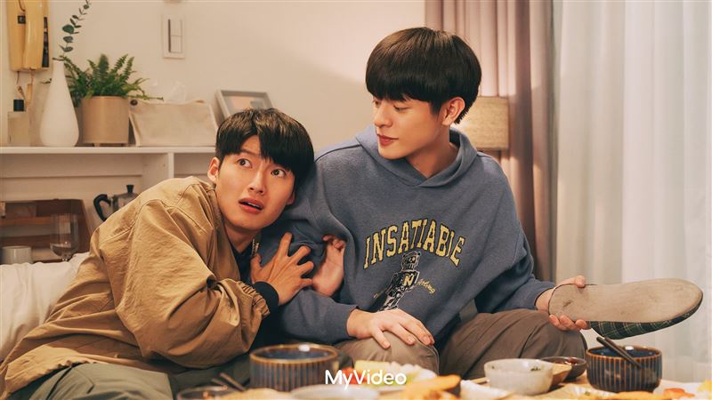 劉育仁（左）、邱以太（右）首次合作便展現過人默契。（圖／台灣大哥大 MyVideo 提供）