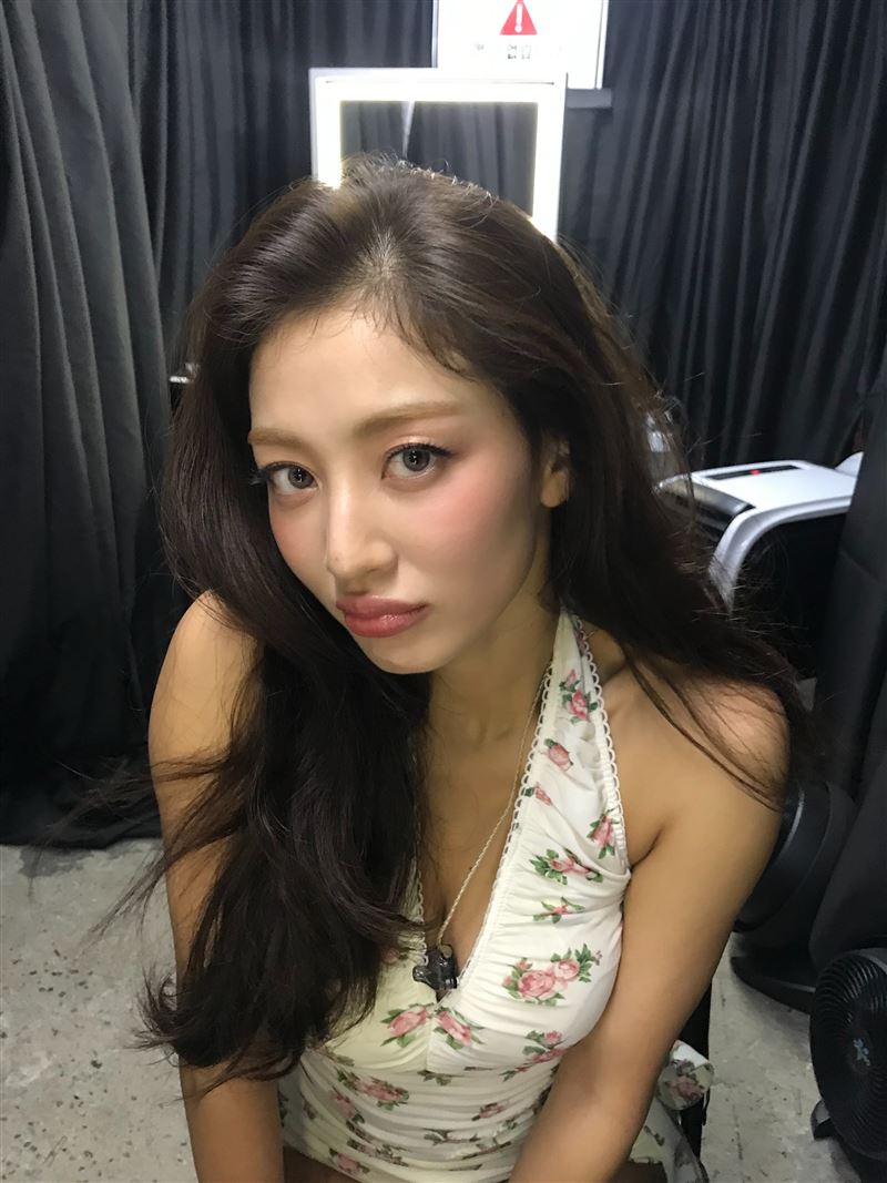 TWICE志效親授妹妹作為偶像的建議。（圖／翻攝自IG @ _zyozyo）