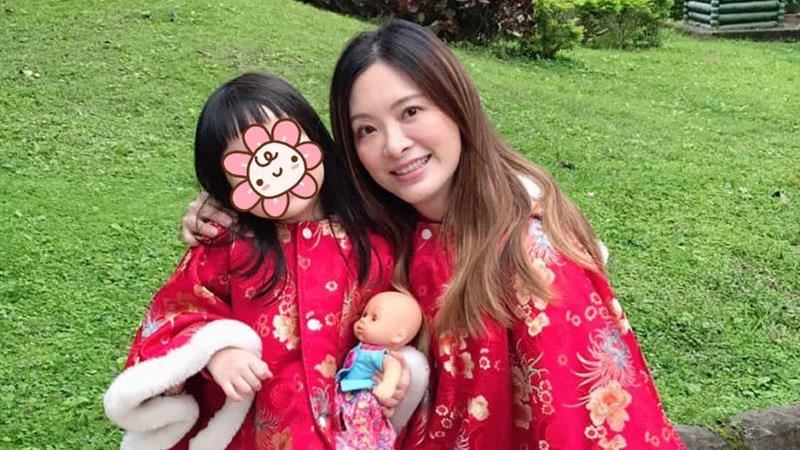 劉真離世後,辛龍幾乎把人生重心全放在女兒身上。(圖/翻攝自劉真臉書)