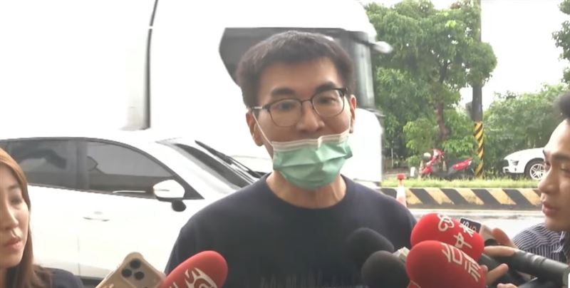 婚變風波持續延燒,今天(25日)前夫趙建銘首度出面回應。(圖/翻攝畫面)