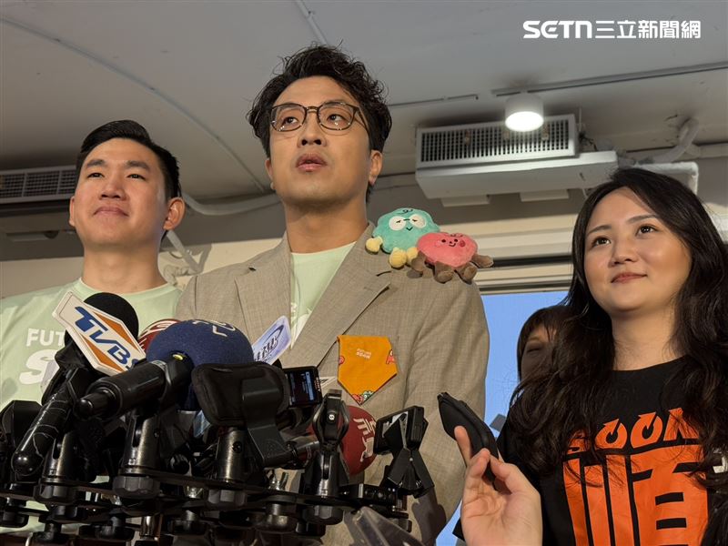 針對指南宮大火，沈伯洋表示，他會成立立委辦公室的窗口，與地方議員協作，有什麼能夠趕快做的，現在盡快就做（圖／記者劉秀敏攝影）