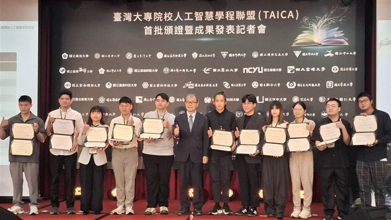月缺10萬人!教育部首發AI證明 文組也行