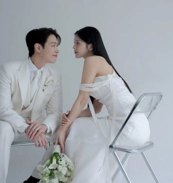 趙家彬今透過IG曬出多張婚紗照,甜蜜宣布即將成為人妻。(圖/翻攝自IG)