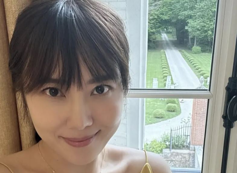 藝人五熊近來捲入對日本國寶潑油祈禱爭議,其親姊蔡函岑曝也是看了新聞才知道。(圖/翻攝自IG)