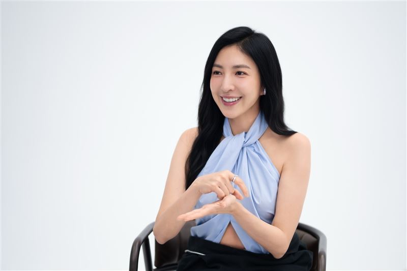 楊謹華大方分享自己維持體態與健康的養身哲學。(圖/台灣肥胖醫學會提供)