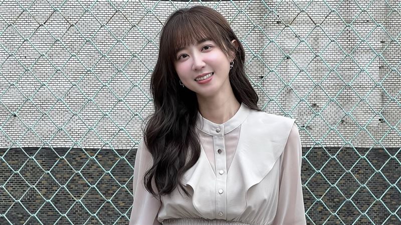 洪詩愛女高燒確診肺炎 自責發聲洩病況