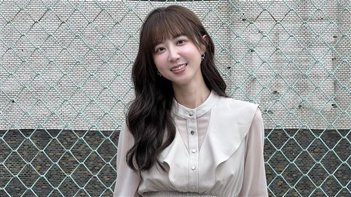 洪詩愛女高燒確診肺炎　自責發聲洩病況