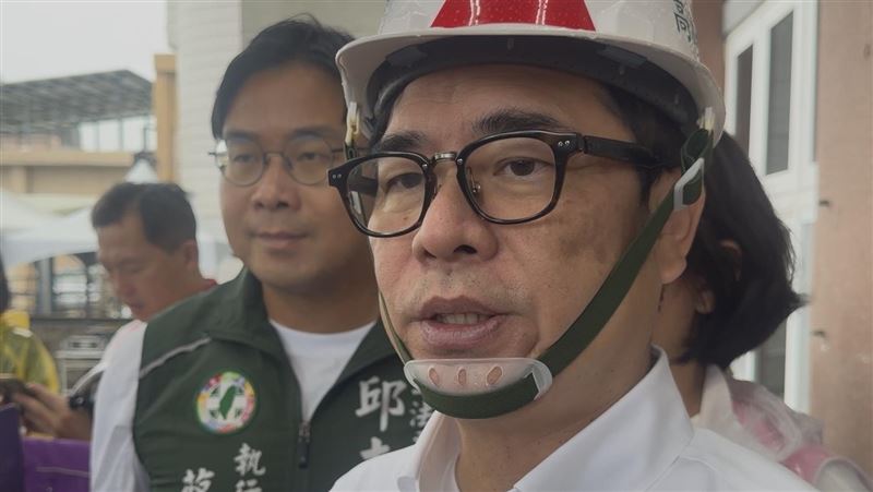 民眾質疑豪雨仍上班課　陳其邁回應了