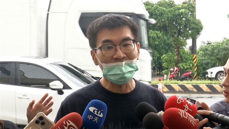 趙建銘坦承很久以前確實對許芊芊有好感,但當時對方表示已有男朋友,兩人並未交往。(圖/翻攝照片)