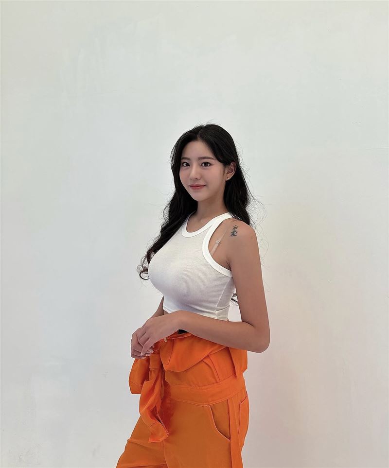 金以舒撤掉跟球星老公的合照。(圖/翻攝自IG)
