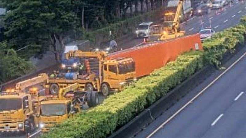 新／塞爆！國道嚴重車禍事故…占全線車道