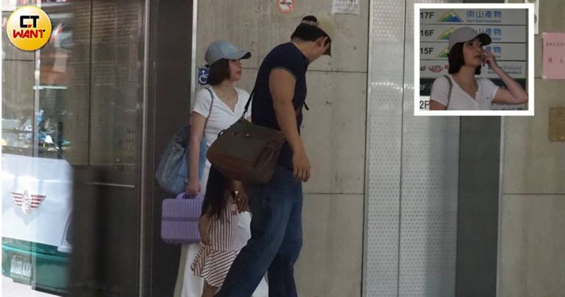 本月6日上午,許維恩與王家梁、女兒「忒忒」一家三口現身愛爾麗診所。(圖/CTWANT)