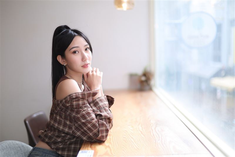 檸檬不只擁有甜美外型,自然不做作個性也深受粉絲喜愛。(圖/記者鄭孟晃攝影)