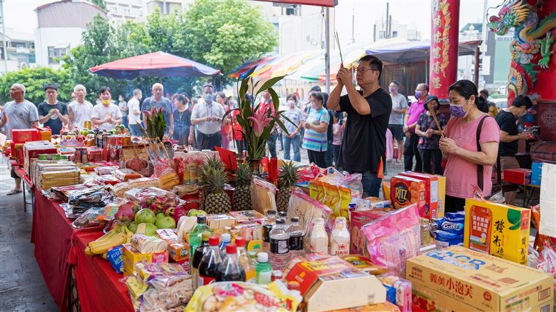 普渡別亂拜 命理師揭2禁忌：恐被整箱帶走