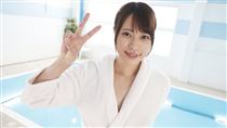 女優驚傳持毒遭逮　飯店同歡黑道遭警破門