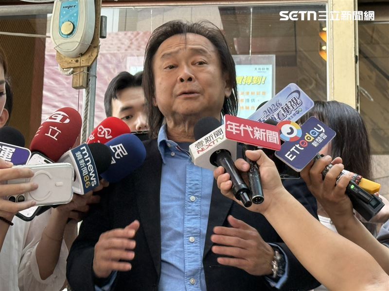 民進黨立委王世堅出席中常會前受訪(資料圖/記者劉秀敏攝影)