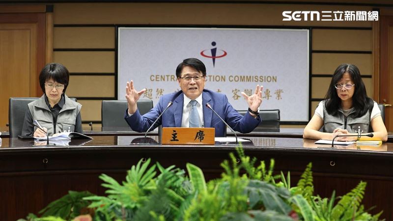 藍白強推3公投案併九合一　游盈隆說話了