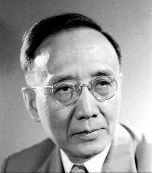 郭沫若在其文學作品《秦始皇將死》中，對秦始皇的死因產生了不一樣的判斷，認為他是被三寸長釘插入耳道而死。（圖／翻攝自維基百科）