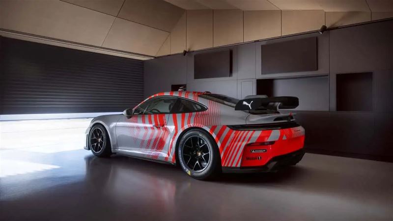 保時捷911 Challenge搭載4.0升自然進氣水平對臥六缸引擎。(圖/翻攝Porsche網站)