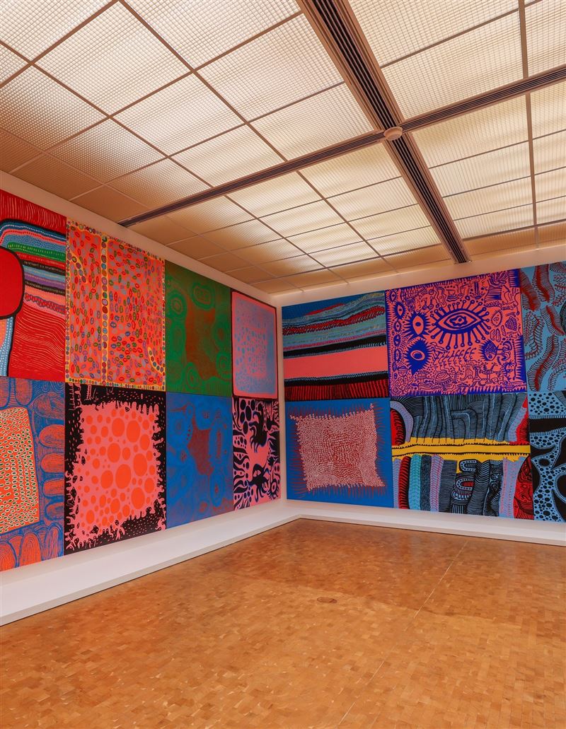 草間彌生(Kusama Yayoi)創作出無數經典作品。(圖/翻攝自IG @yayoikusamamuseum)